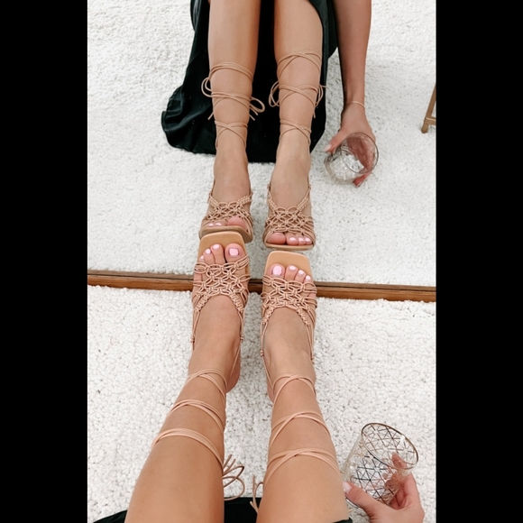 Billini Sahira Heels - Picture 3 of 7